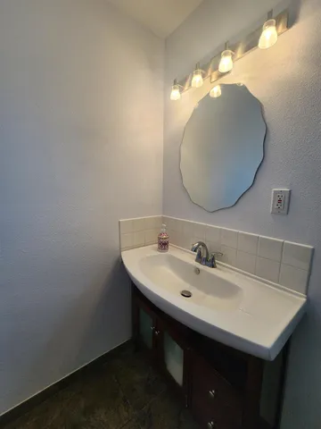 $559,900 | 5771 East Belmont Avenue, Fresno, CA 93727