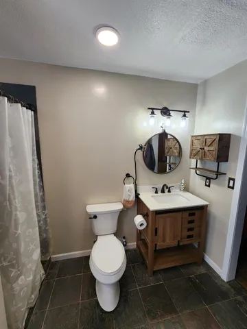 $559,900 | 5771 East Belmont Avenue, Fresno, CA 93727