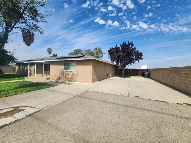 $559,900 | 5771 East Belmont Avenue, Fresno, CA 93727