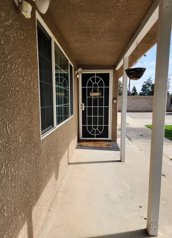 $559,900 | 5771 East Belmont Avenue, Fresno, CA 93727