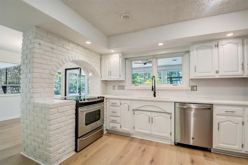 6960 Dean Road Indianapolis, IN 46220 - Photo 11 of 57 Gallery Image 11