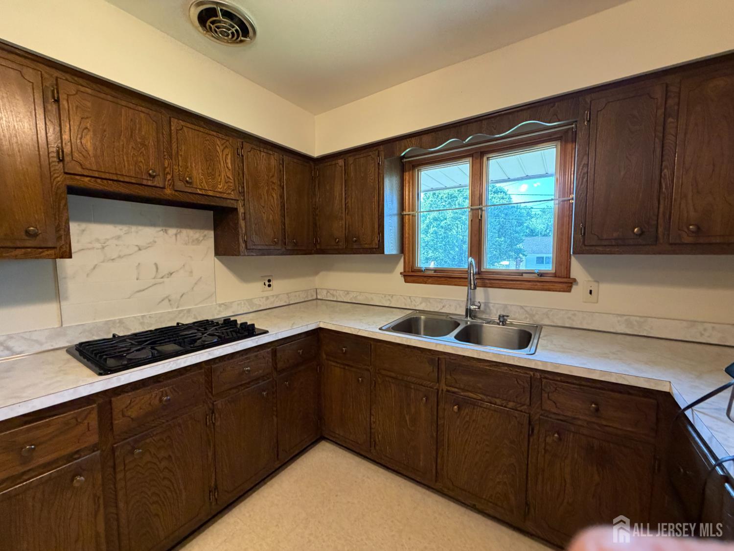 830 2nd Street Dunellen, NJ 08812 - Photo 21 of 30