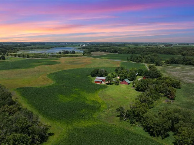 $1,575,000 | 18625 62nd Street, New Germany, MN 55367