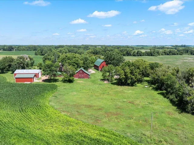 $1,575,000 | 18625 62nd Street, New Germany, MN 55367