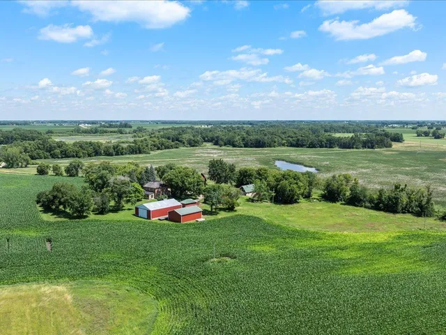 $1,575,000 | 18625 62nd Street, New Germany, MN 55367