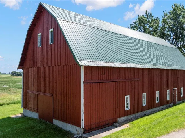 $1,575,000 | 18625 62nd Street, New Germany, MN 55367