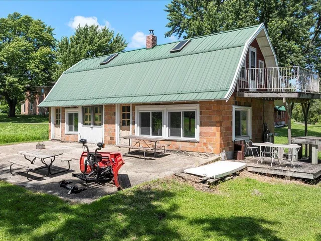 $1,575,000 | 18625 62nd Street, New Germany, MN 55367