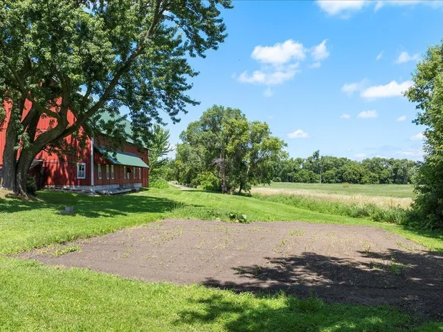 $1,575,000 | 18625 62nd Street, New Germany, MN 55367