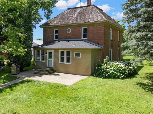 $1,575,000 | 18625 62nd Street, New Germany, MN 55367