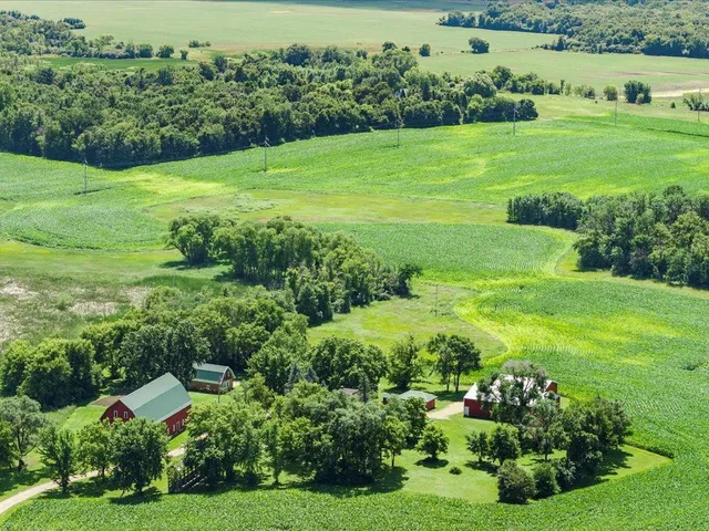 $1,575,000 | 18625 62nd Street, New Germany, MN 55367