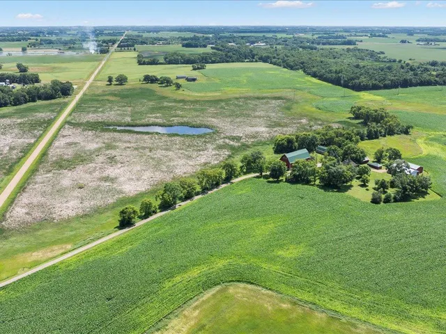 $1,575,000 | 18625 62nd Street, New Germany, MN 55367