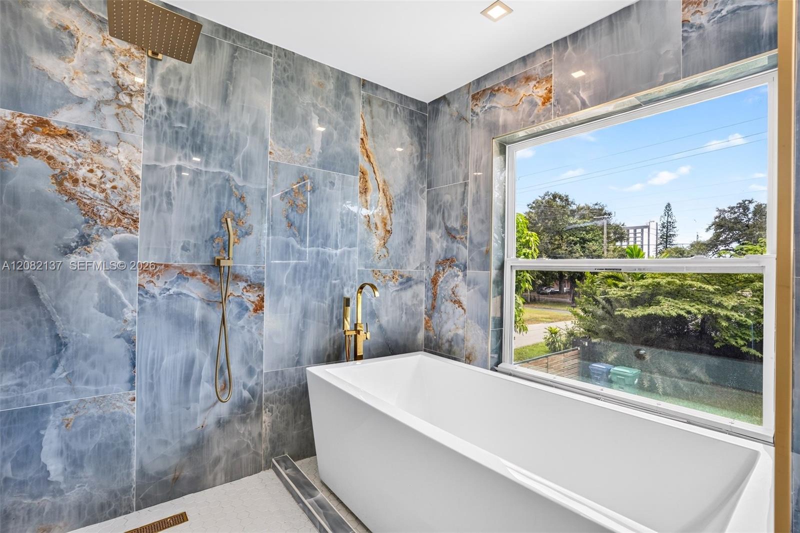 701 Northeast 164th Street Miami, FL 33162 - Photo 44 of 50 Gallery Image 44
