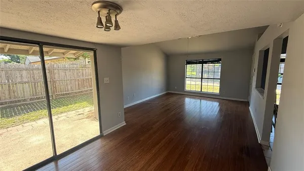 $1,549 | 441 South Highland Drive, Cedar Hill, TX 75104