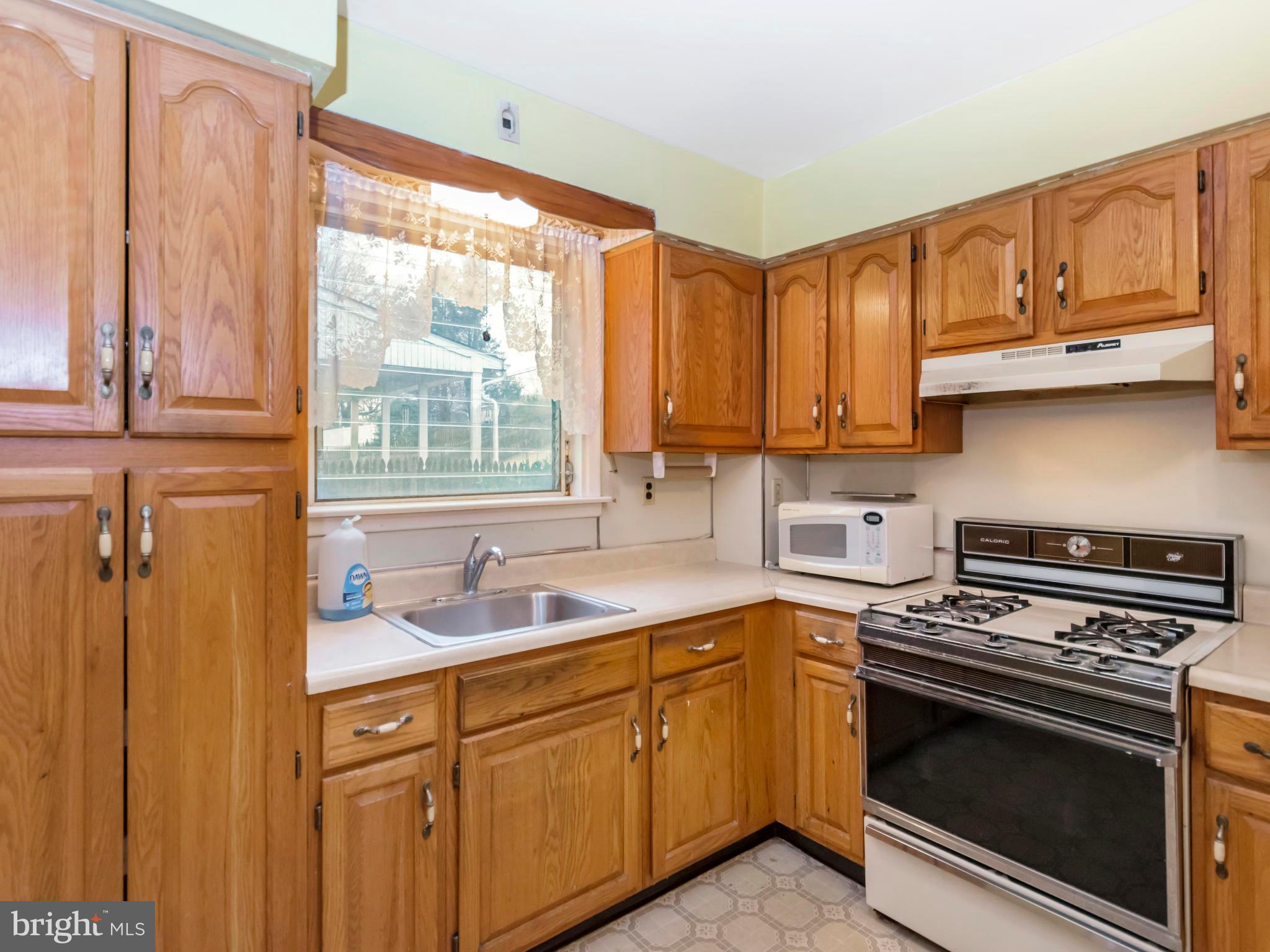 2931 Banner Road Willow Grove, PA 19090 - Photo 8 of 17 Gallery Image 8