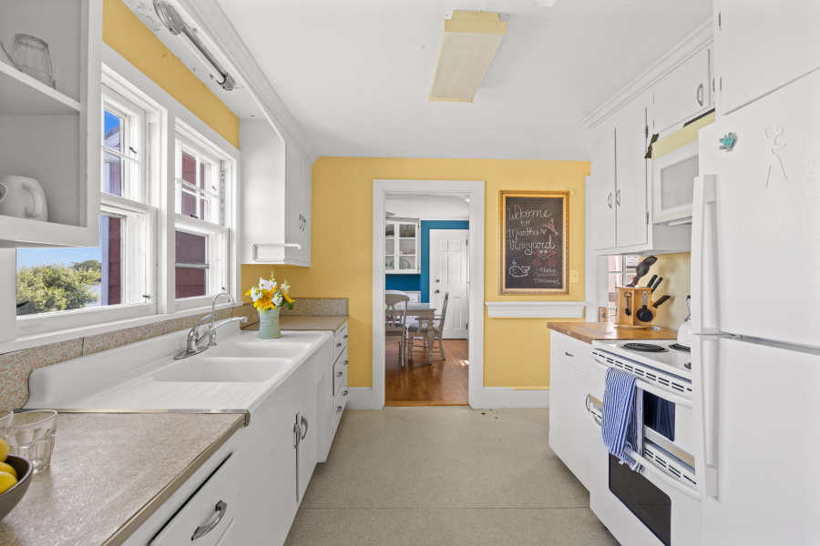 36 Hines Point Road Vineyard Haven, MA 02568 - Photo 27 of 47 Gallery Image 27