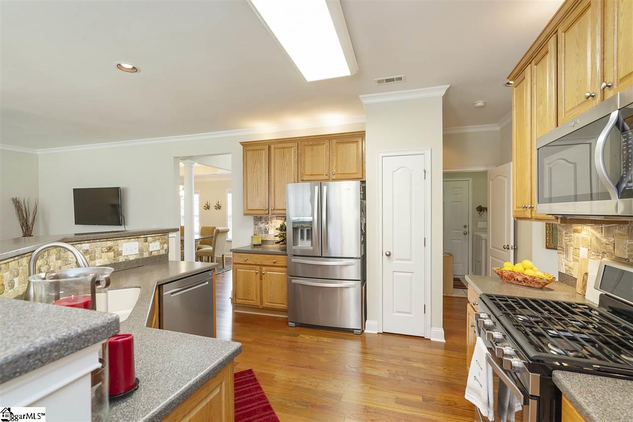 355 Rhapsody Lane Boiling Springs, SC 29316 - Photo 13 of 31