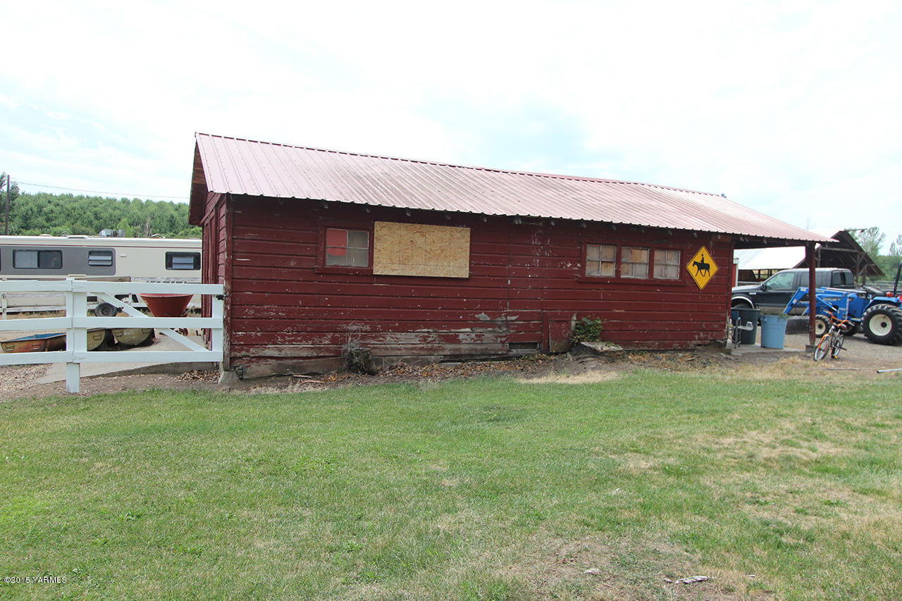 Third Storage Building or Tack Room