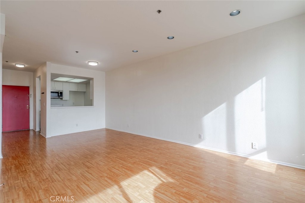 19350 Sherman Way, Unit 210 Reseda, CA 91335 - Photo 6 of 27
