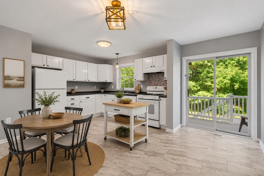 111 Beach Road, Unit 9 Salisbury, MA 01952 - Photo 12 of 42