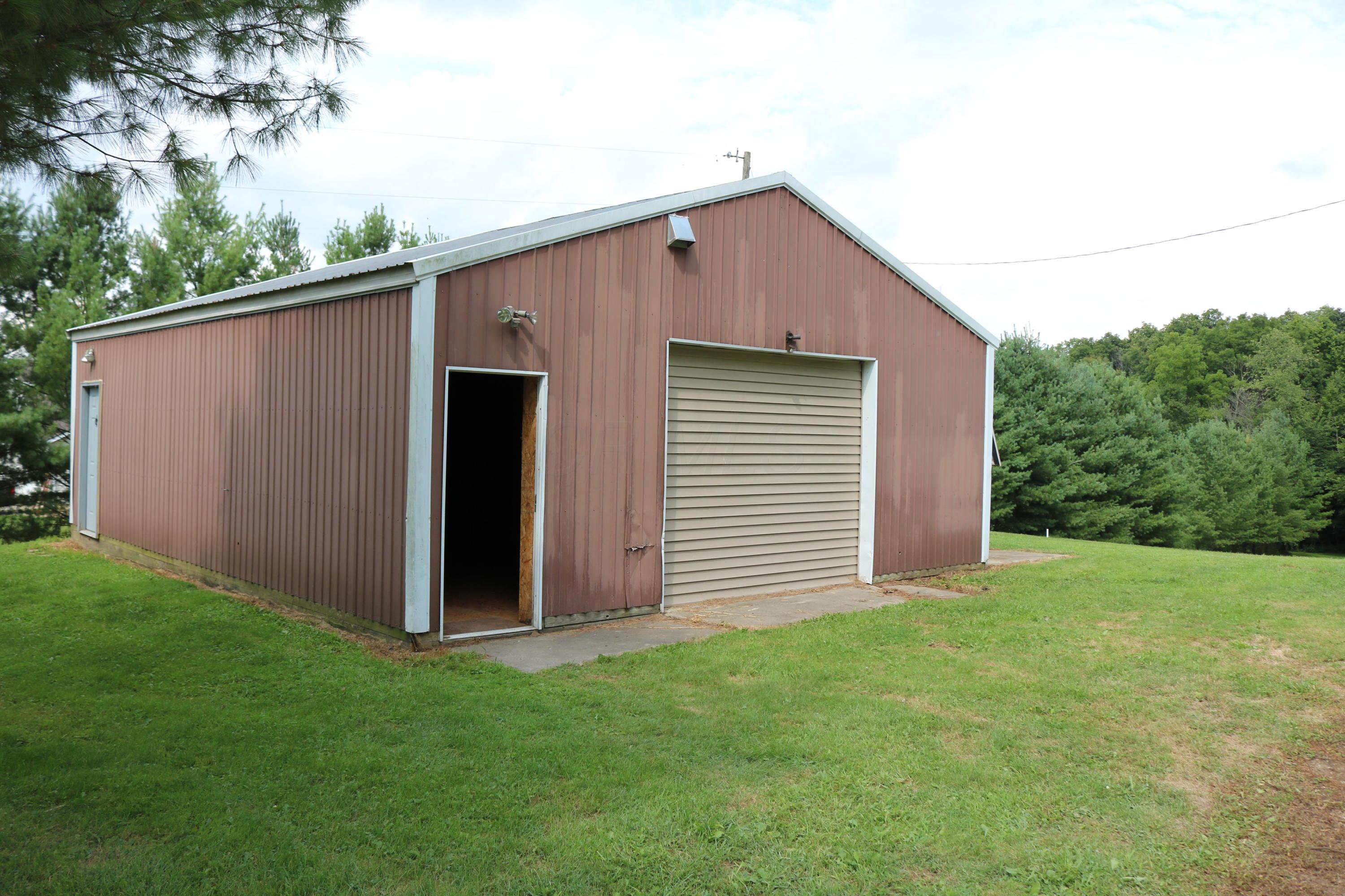 7236 Tucker Road Centerburg, OH 43011 - Photo 16 of 34 Gallery Image 16