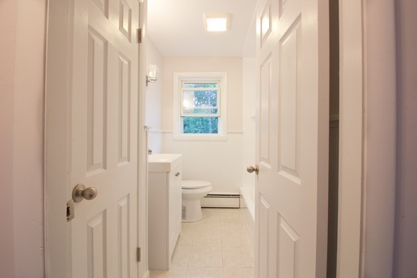 21 Gloria Road Randolph, MA 02368 - Photo 13 of 23 Gallery Image 13