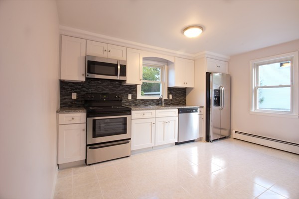 21 Gloria Road Randolph, MA 02368 - Photo 7 of 23 Gallery Image 7