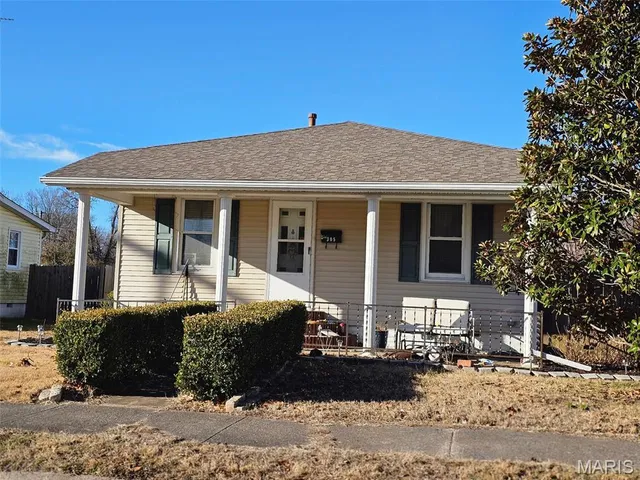 $119,500 | 305 North James Street, Sparta, IL 62286