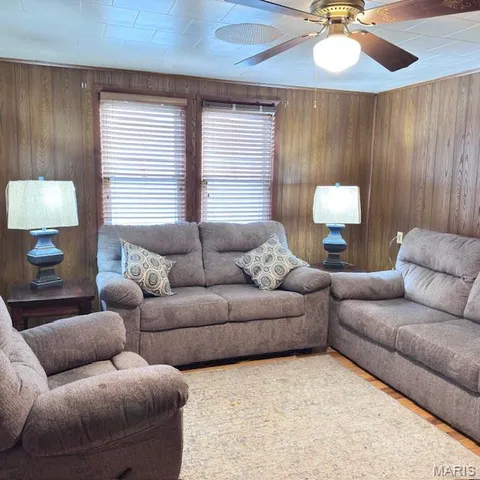 $119,500 | 305 North James Street, Sparta, IL 62286