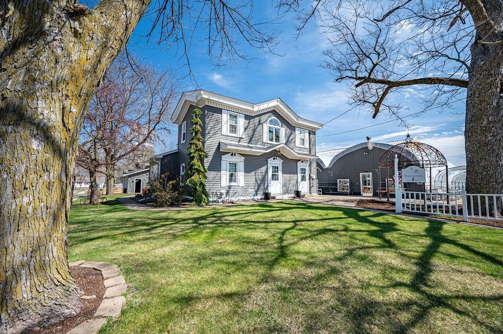 438 West Kinne Street Ellsworth, WI 54011 - Photo 2 of 31