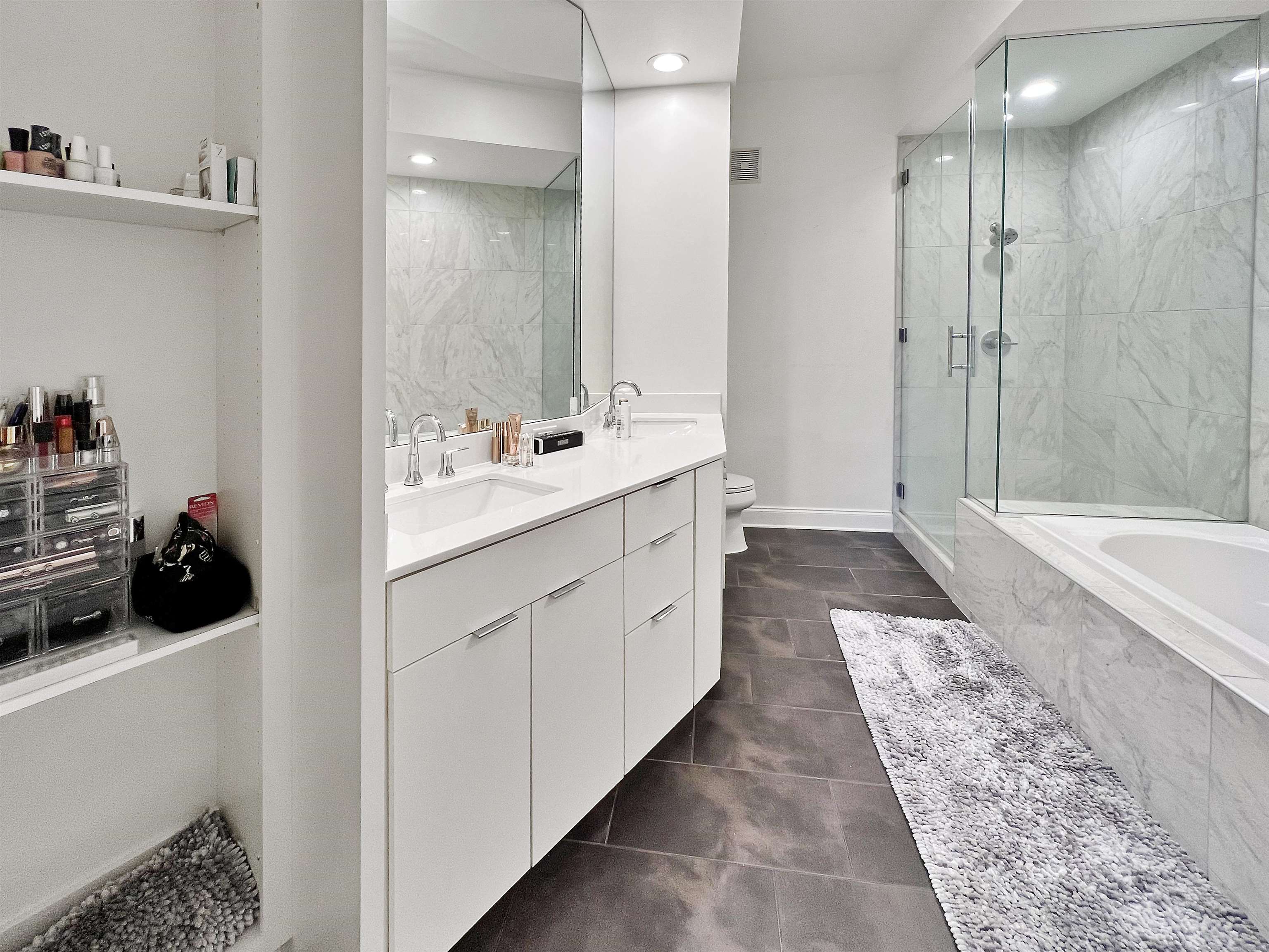 717 Riverside Drive, Unit 107 Memphis, TN 38103 - Photo 17 of 25 Gallery Image 17