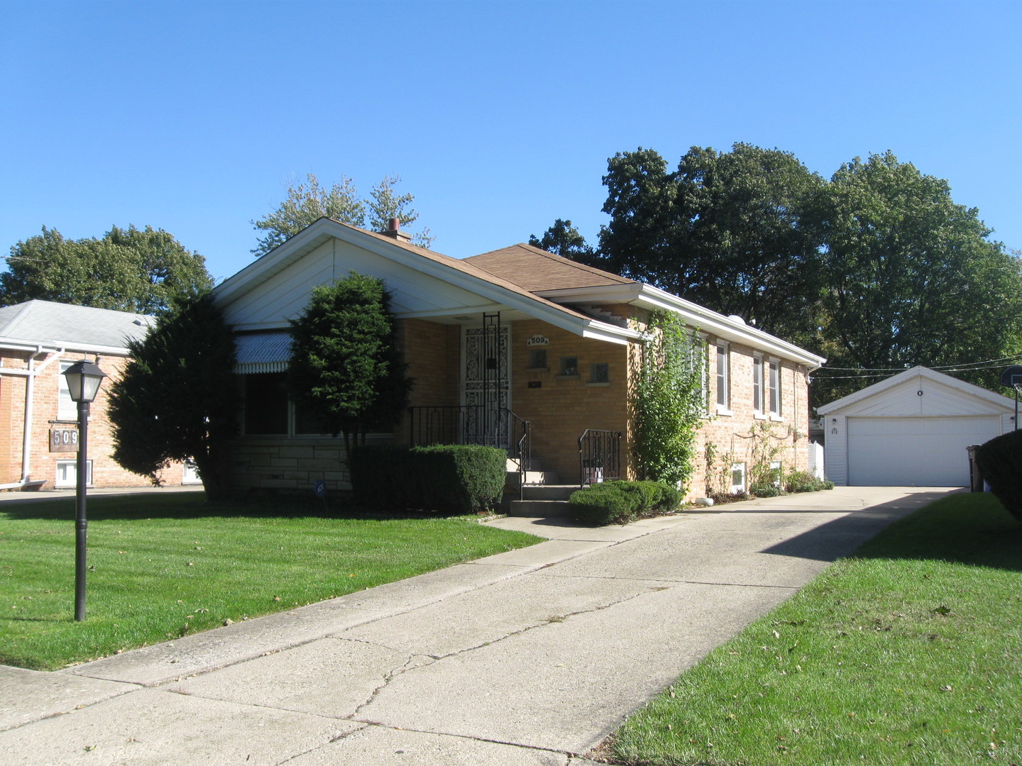 509 High Ridge Road Hillside, IL 60162 - Photo 1 of 26