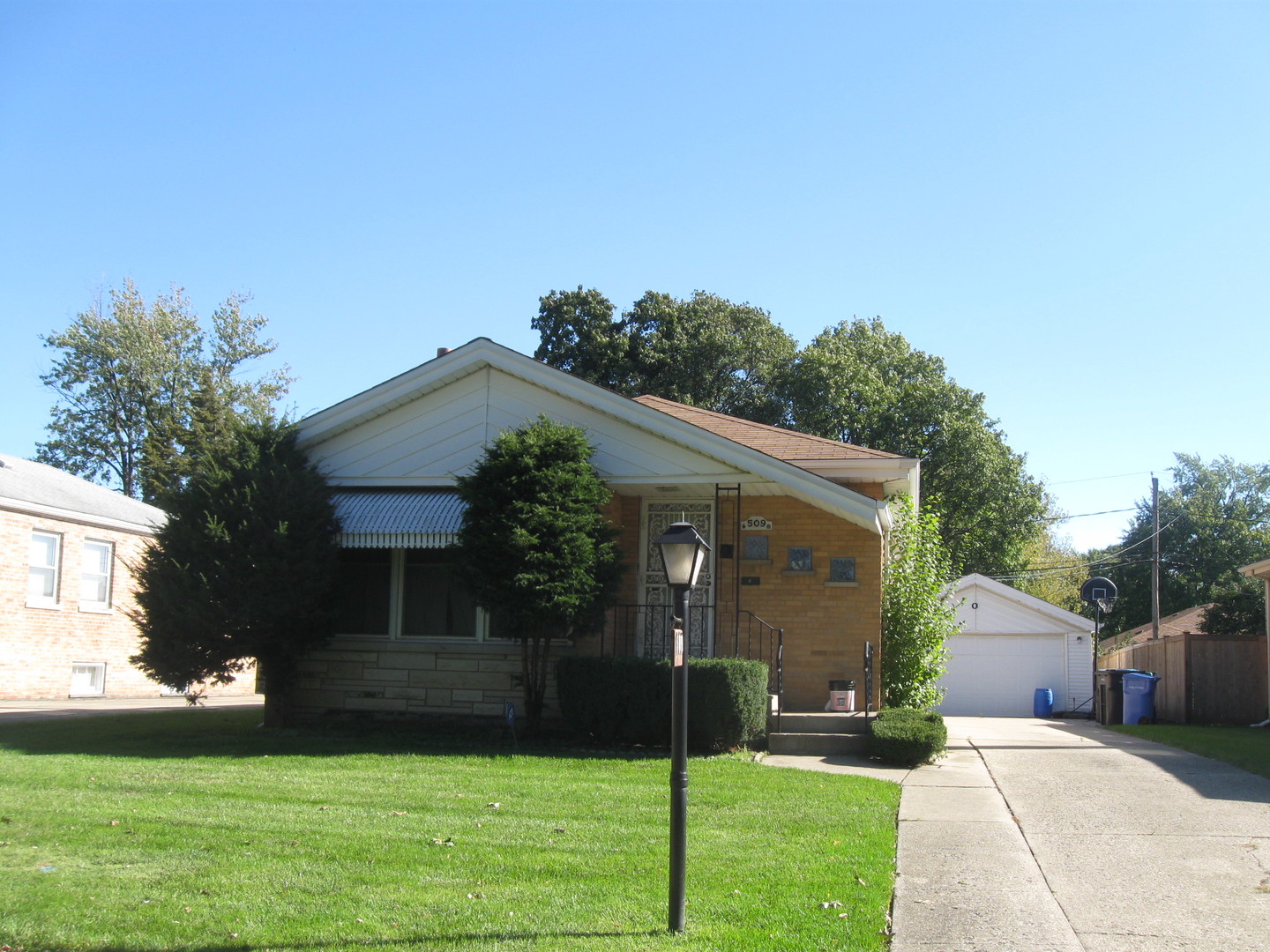 509 High Ridge Road Hillside, IL 60162 - Photo 2 of 26