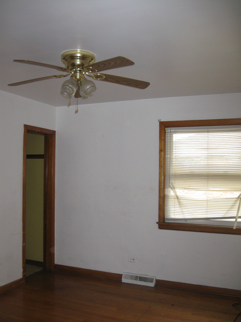 509 High Ridge Road Hillside, IL 60162 - Photo 8 of 26
