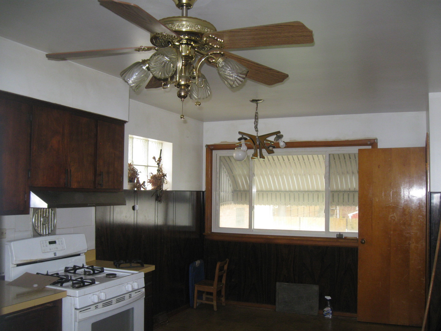 509 High Ridge Road Hillside, IL 60162 - Photo 9 of 26