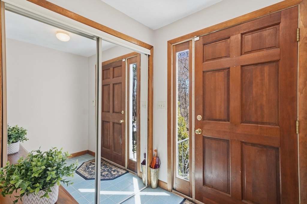 20 Fairfield Road Wilmington, MA 01887 - Photo 12 of 40 Gallery Image 12