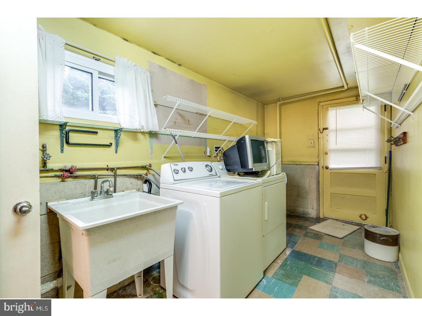 214 Sheffield Road Cherry Hill, NJ 08034 - Photo 17 of 24 Gallery Image 17
