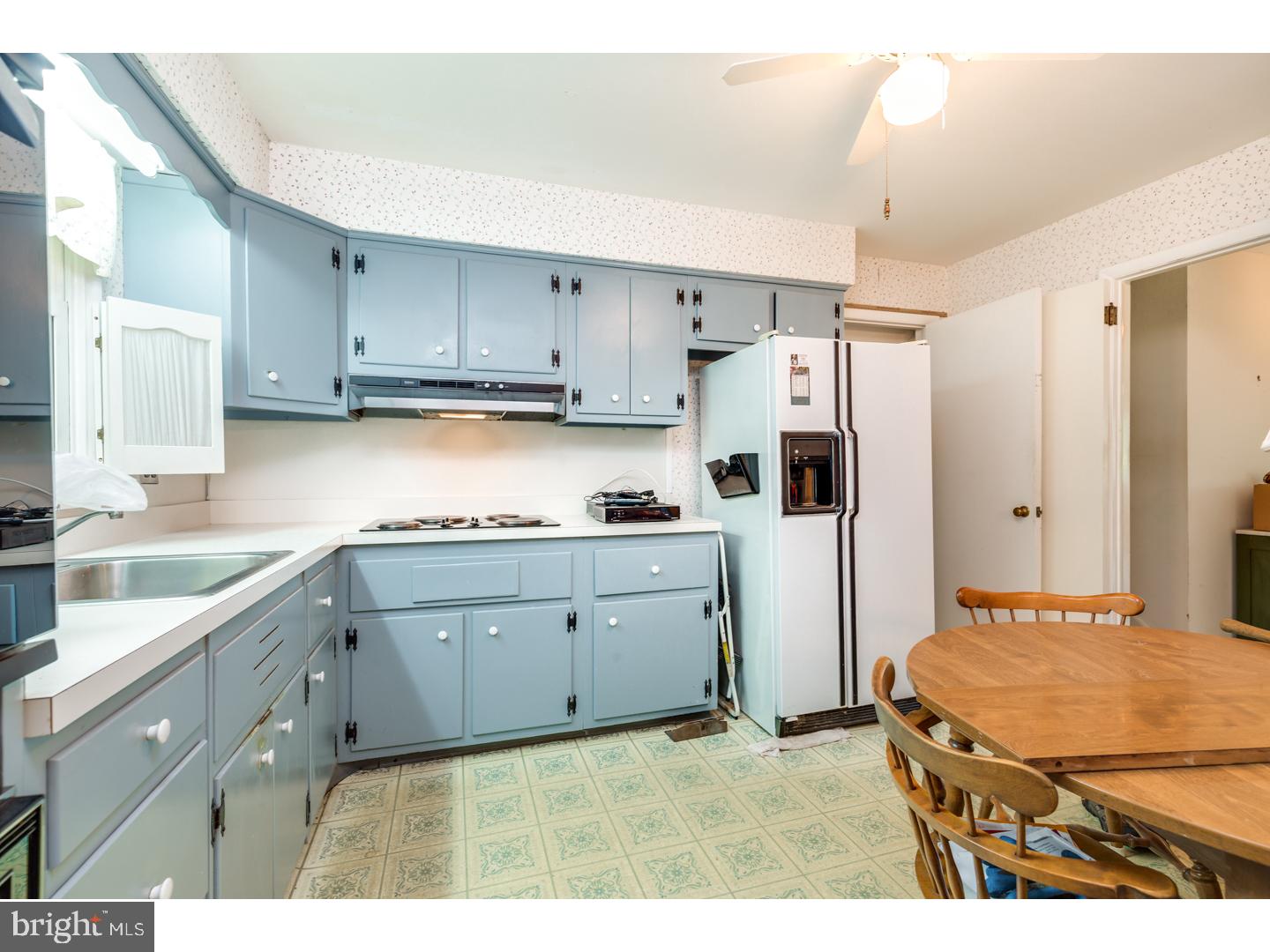 214 Sheffield Road Cherry Hill, NJ 08034 - Photo 9 of 24 Gallery Image 9