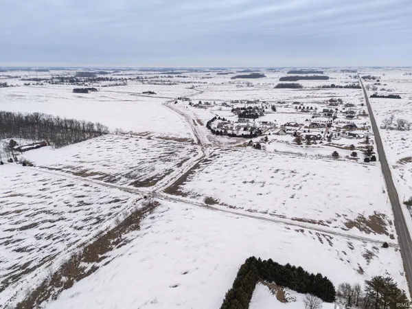 $375,000 | 150 S Road, Frankfort, IN 46041