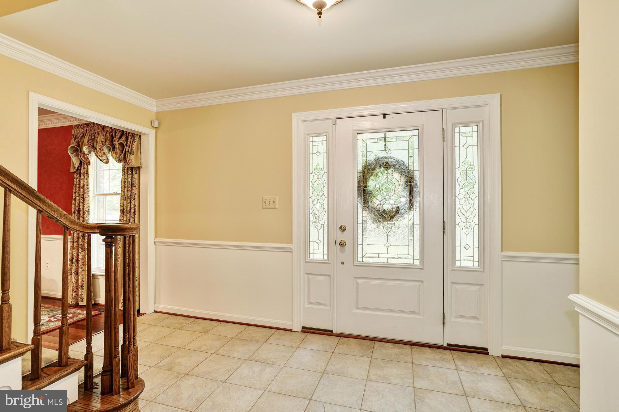 8240 Honeysuckle Road Manassas, VA 20112 - Photo 3 of 29 Interior (General)