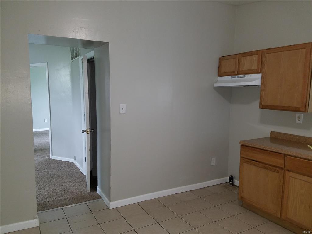 214 Chambers Road St. Louis, MO 63137 - Photo 22 of 24