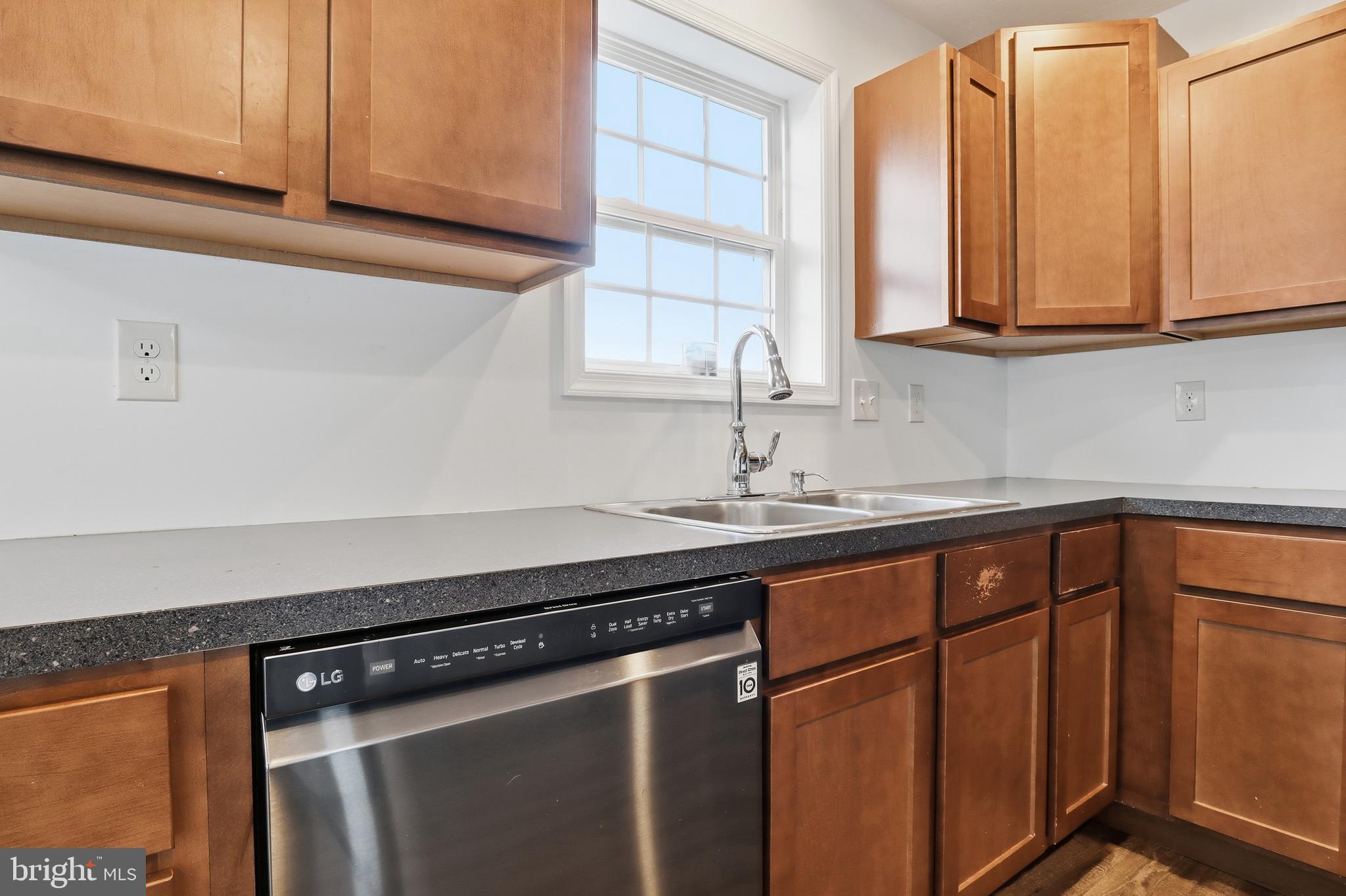 1486 New Chester Road New Oxford, PA 17350 - Photo 12 of 64