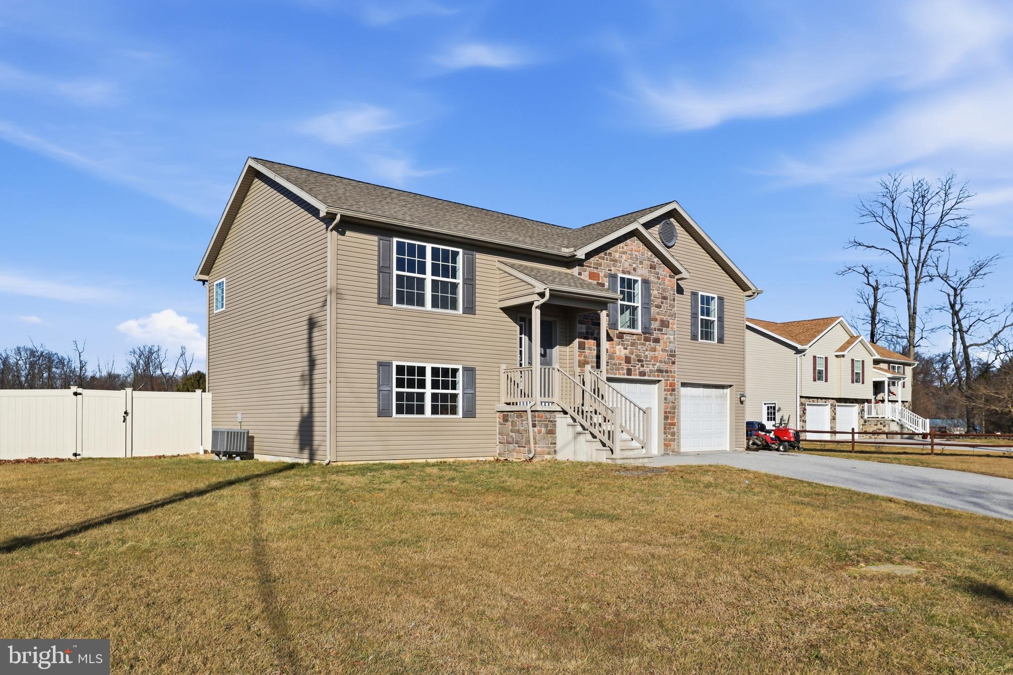 1486 New Chester Road New Oxford, PA 17350 - Photo 4 of 64