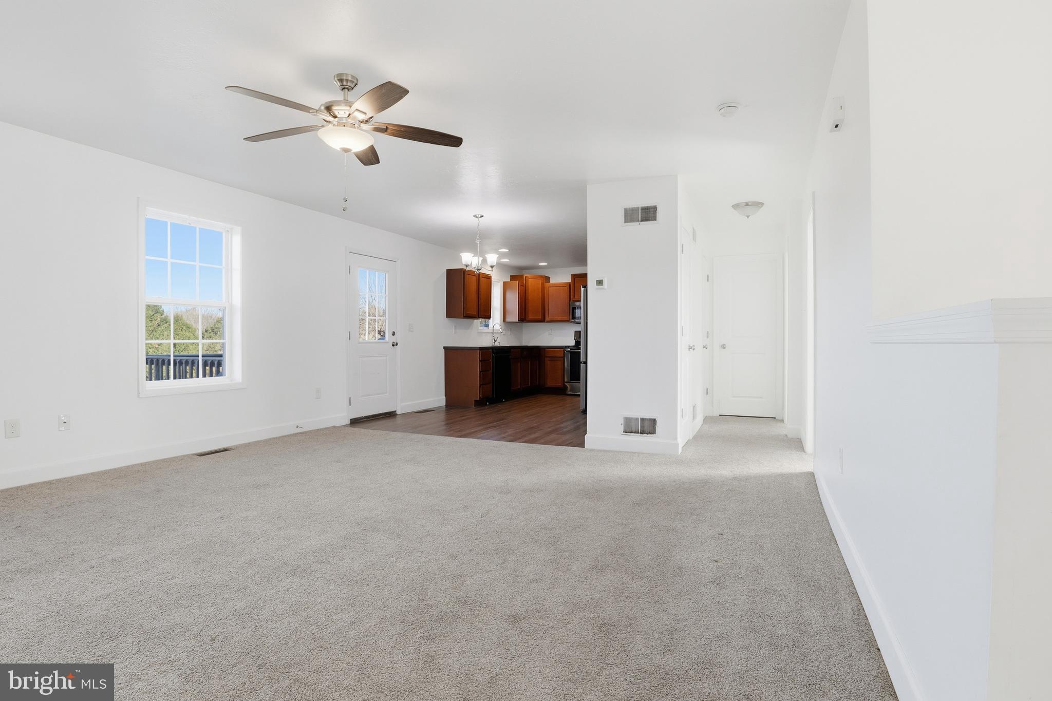 1486 New Chester Road New Oxford, PA 17350 - Photo 8 of 64