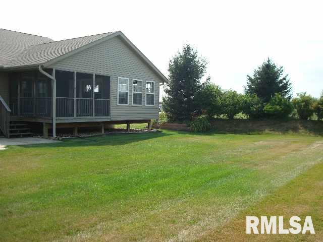 5024 Red Fox Road Bettendorf, IA 52722 - Photo 5 of 9 Gallery Image 5