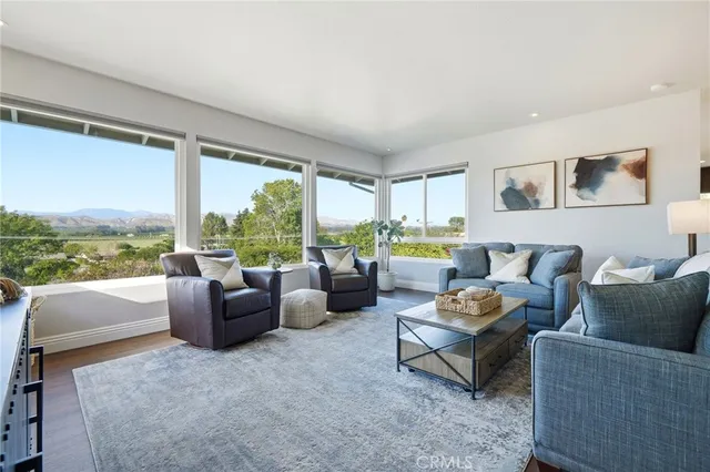 $1,795,000 | 953 Trueno Avenue, Camarillo, CA 93010