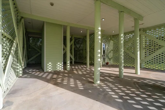 $525,000 | 22 Sea Breeze Drive, Crawfordville, FL 32327