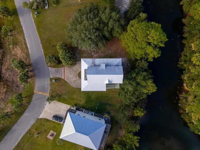 $525,000 | 22 Sea Breeze Drive, Crawfordville, FL 32327