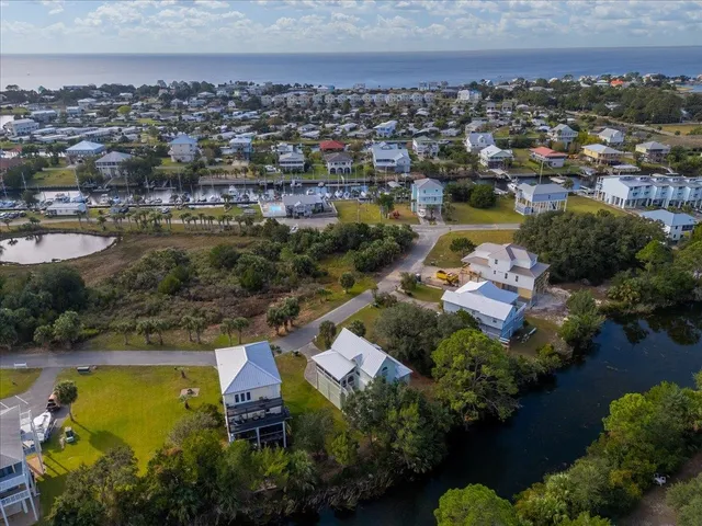 $525,000 | 22 Sea Breeze Drive, Crawfordville, FL 32327