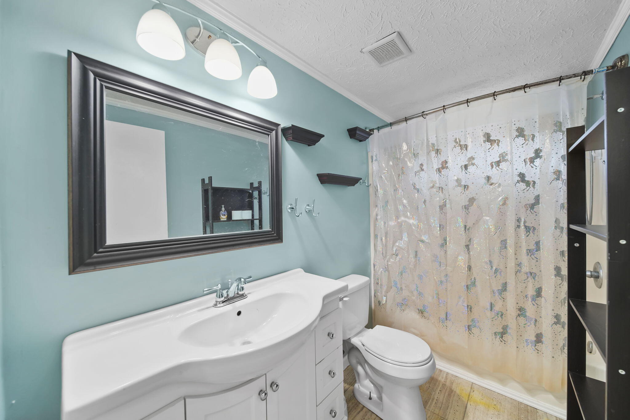 6031 Rutherford Avenue East Lansing, MI 48823 - Photo 15 of 41 16-web-or-mls-DSC01416