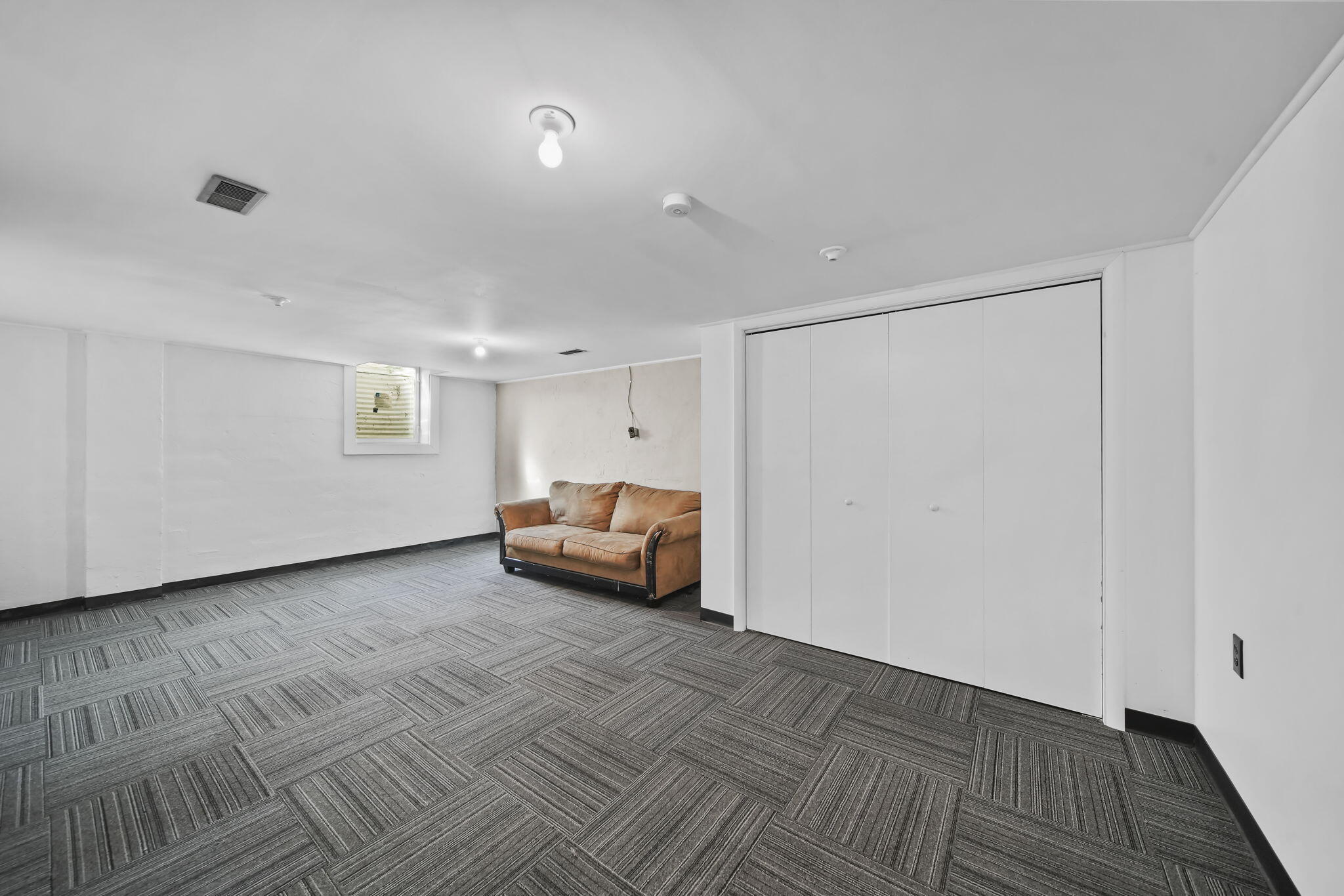 6031 Rutherford Avenue East Lansing, MI 48823 - Photo 20 of 41 21-web-or-mls-DSC01448